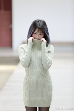 女子婚礼当天收录取通知书